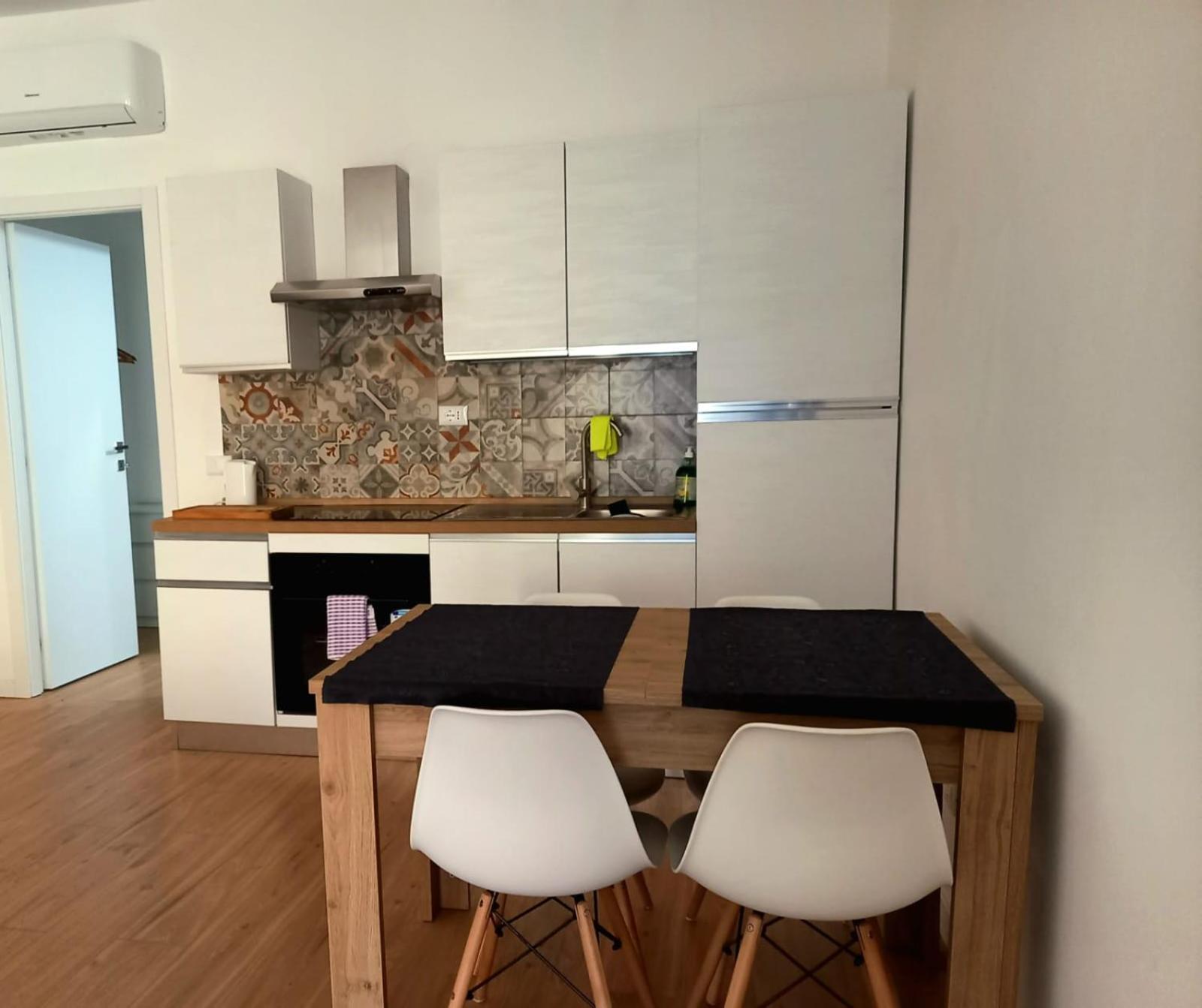 Casa Delle Begonie Apartment โรม ภายนอก รูปภาพ